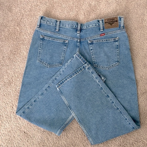 NWT WRANGLER MEN’S JEANS 38/30 - Picture 4 of 4